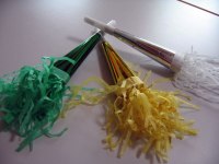 Partytrompete mit Fransen 3er-Pack